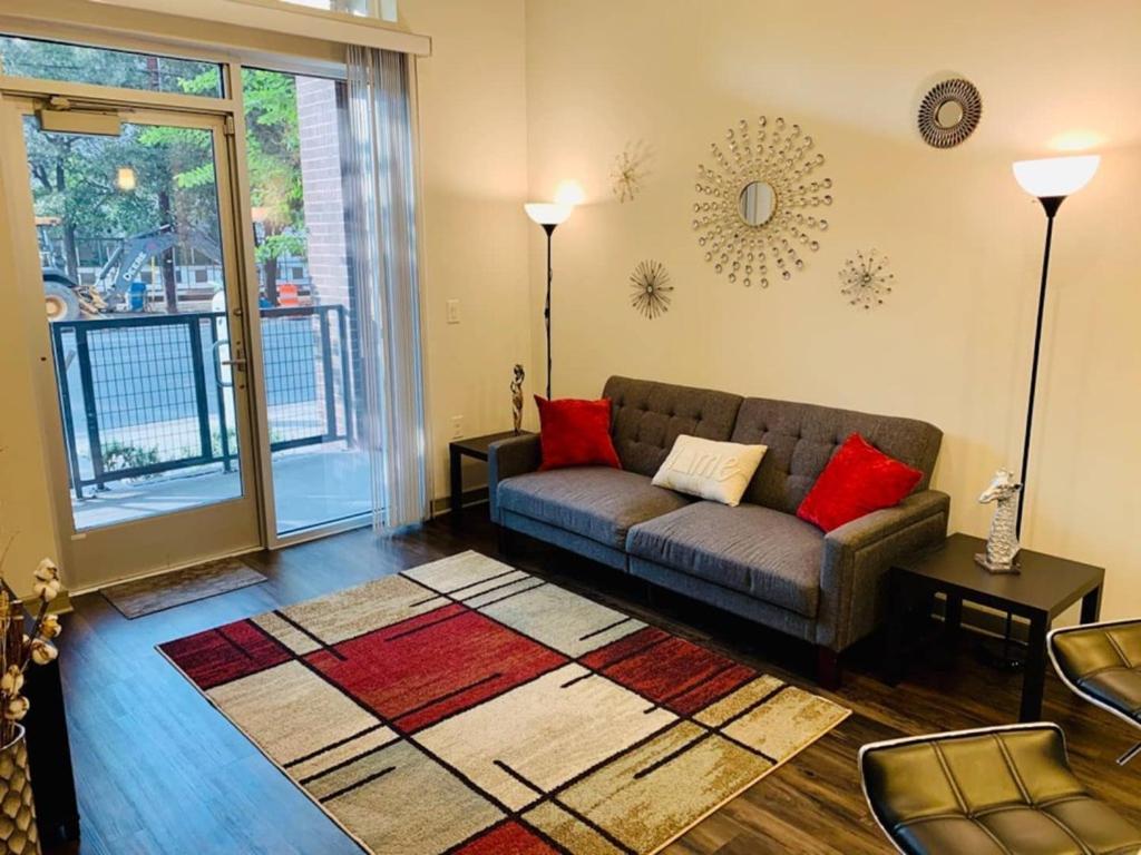 יוסטון Downtown Apt Free Parking - Pool - Gym - Fully Kitchen מראה חיצוני תמונה